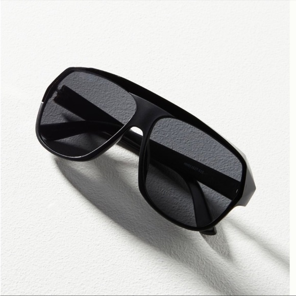 Anthropologie Goggle sunglasses in black main image 5